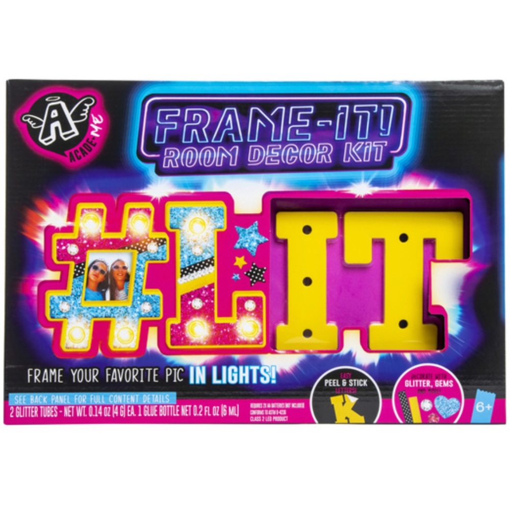 NIB DIY Frame-It Room Décor Kit